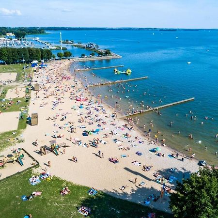 Piekny Apartament Z Widokiem Na Jezioro Niegocin Apartment Гижицко Екстериор снимка
